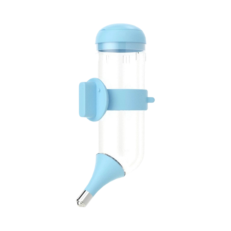 Hanging water drinker for dog and cat